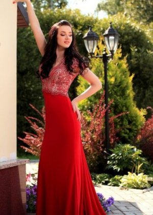 Honor escorts in Mayfield Heights